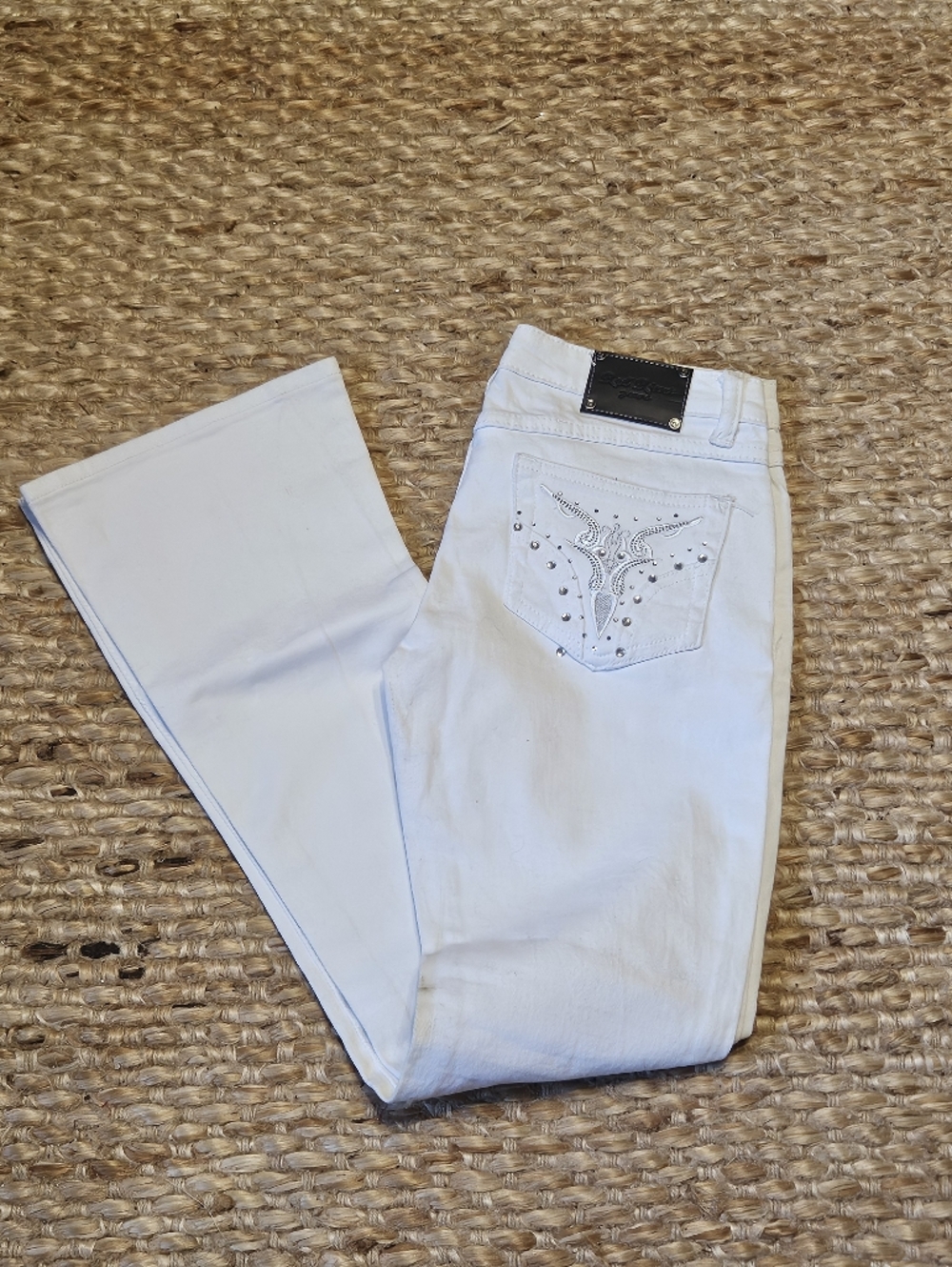 NWT - White Women's Skinny Jeans with Embellished Back Pockets - Jrs. Sz 9